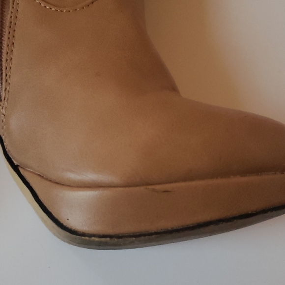 MICHAEL ANTONIO Knee High Tan Boots size 5.5 - Picture 8 of 11